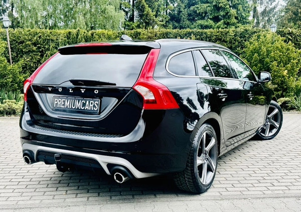 Volvo V60 cena 77900 przebieg: 202762, rok produkcji 2018 z Sztum małe 781
